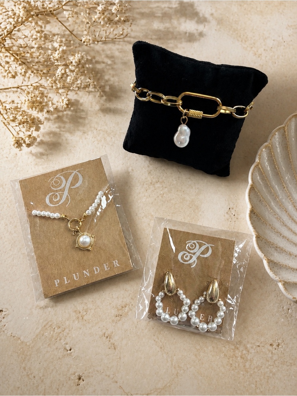 Plunder Necklace with faux pearl beads And earrings and bracelet